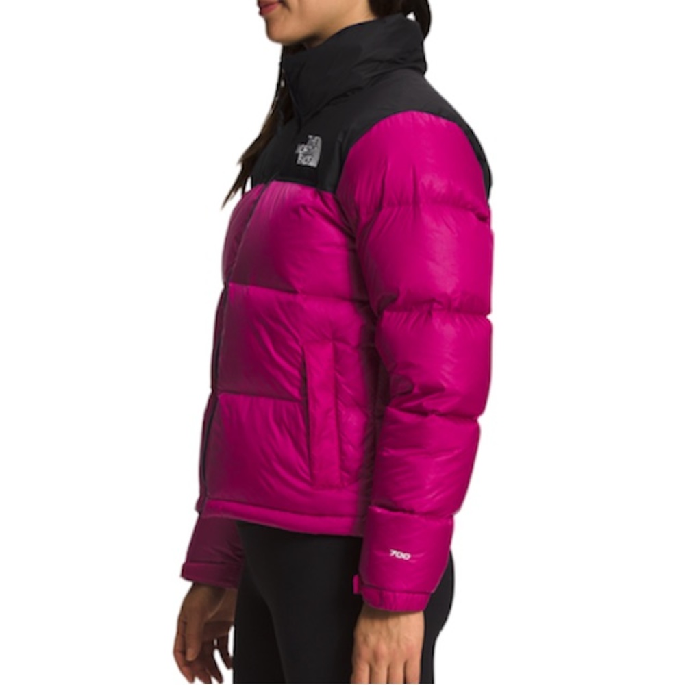 The North Face Women’s 1996 Retro Nuptse Jacket In Fuchsia Pink - Picture 12 of 13